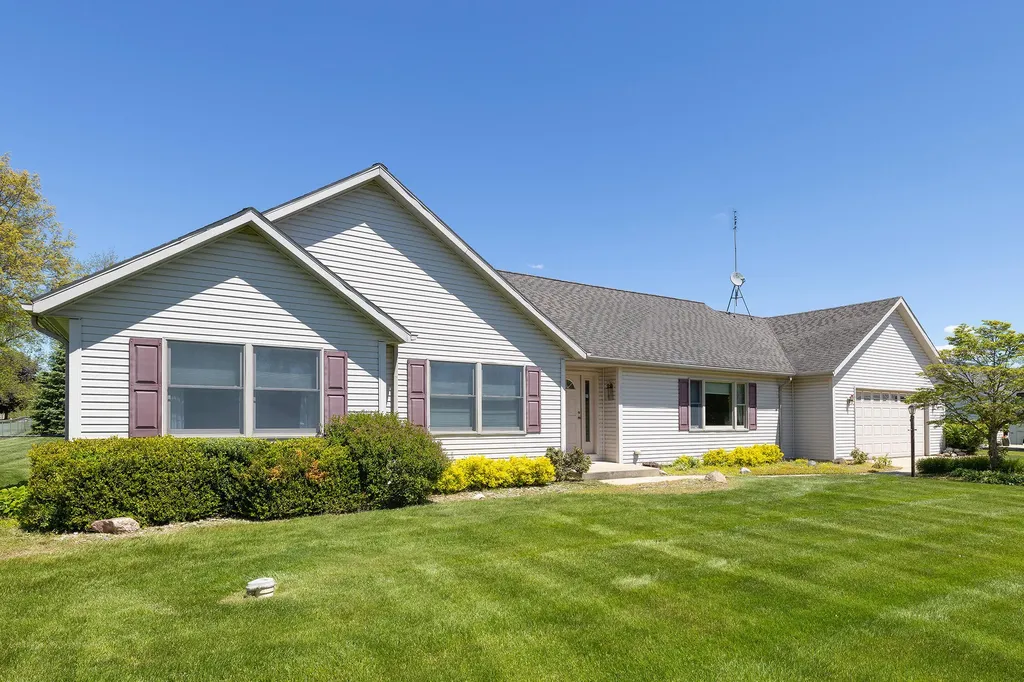 29376 Saddlebred Lane Pokagon Township MI 49047