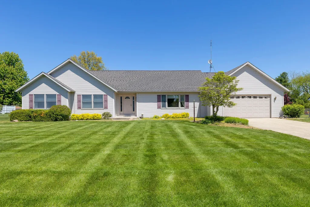 29376 Saddlebred Lane Pokagon Township MI 49047