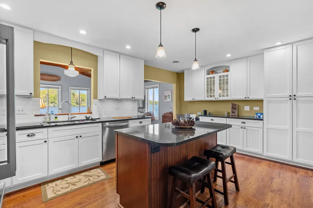 51860 County Road 384 Columbia Township MI 49056