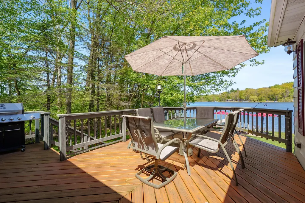 51860 County Road 384 Columbia Township MI 49056