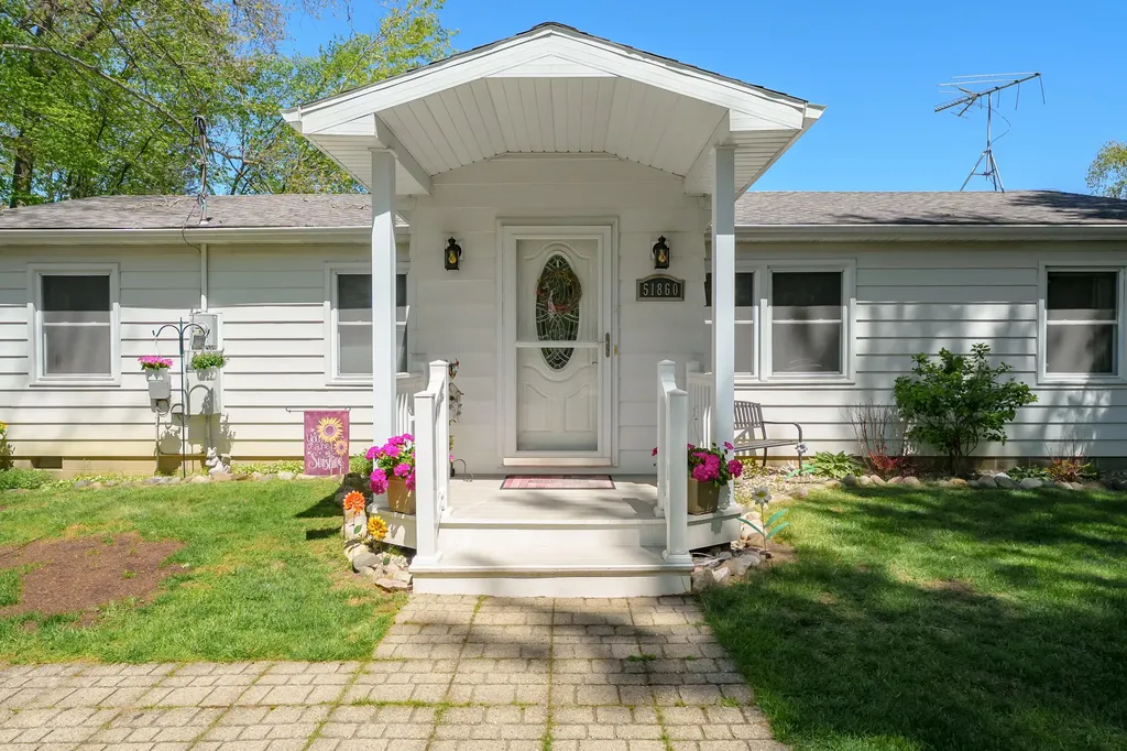 51860 County Road 384 Columbia Township MI 49056