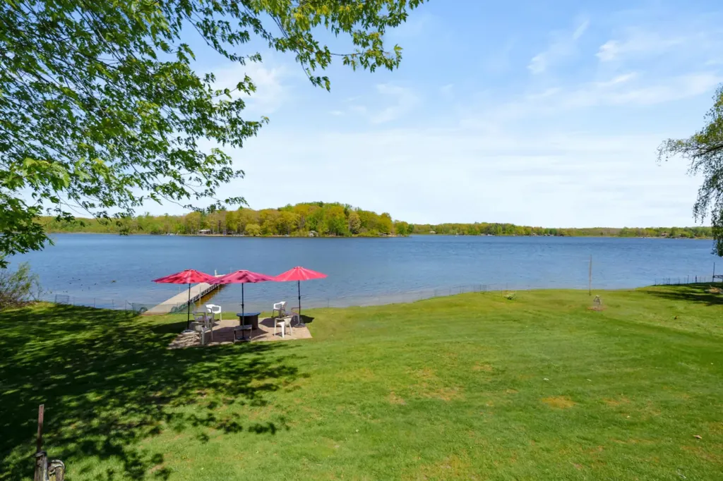 51860 County Road 384 Columbia Township MI 49056
