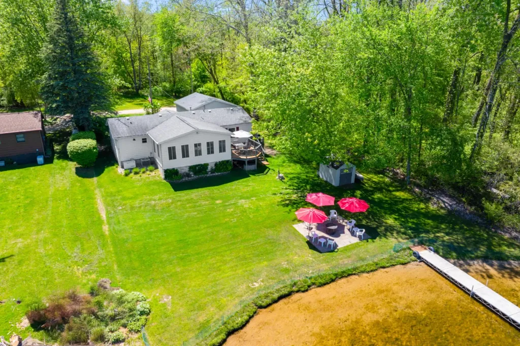 51860 County Road 384 Columbia Township MI 49056