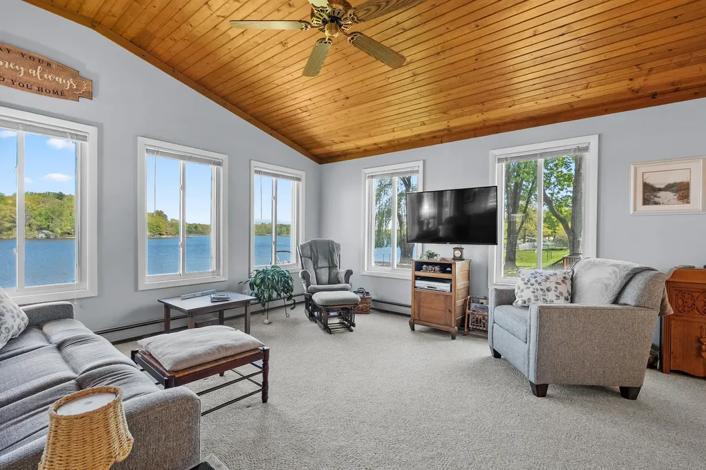 51860 County Road 384 Columbia Township MI 49056