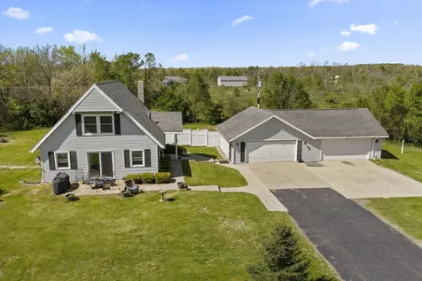 26016 Yankee Street Jefferson Township MI 49112