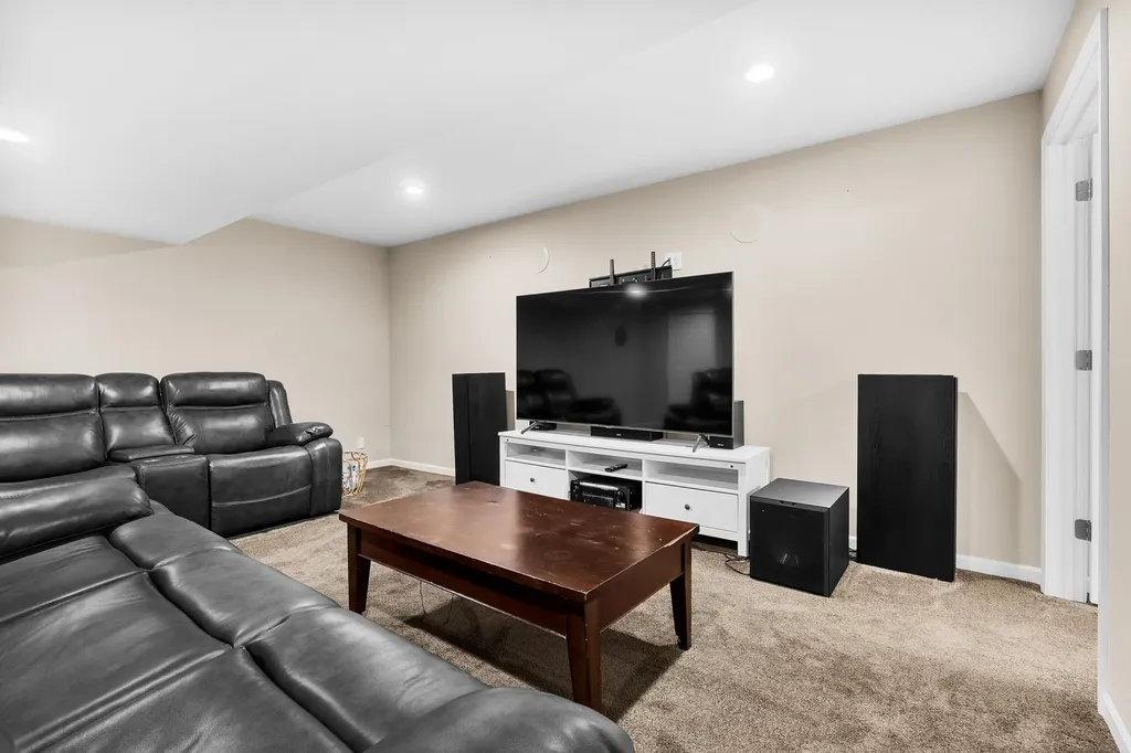 4218 Courtney Street Royalton Township MI 49085