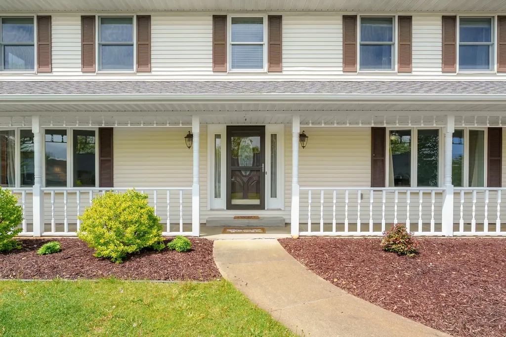 4218 Courtney Street Royalton Township MI 49085