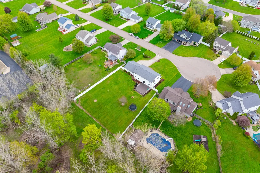 4218 Courtney Street Royalton Township MI 49085