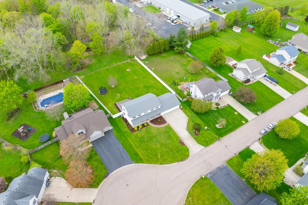 4218 Courtney Street Royalton Township MI 49085
