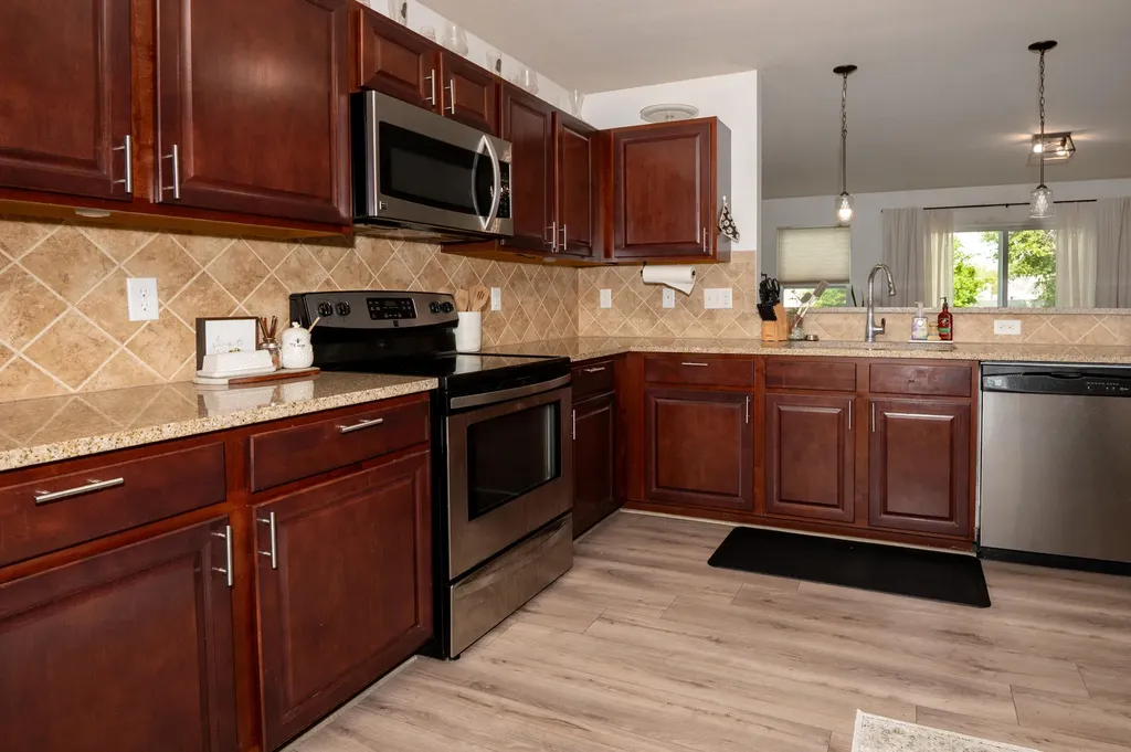 10121 Castle Creek Circle Comstock Charter Township MI 49053