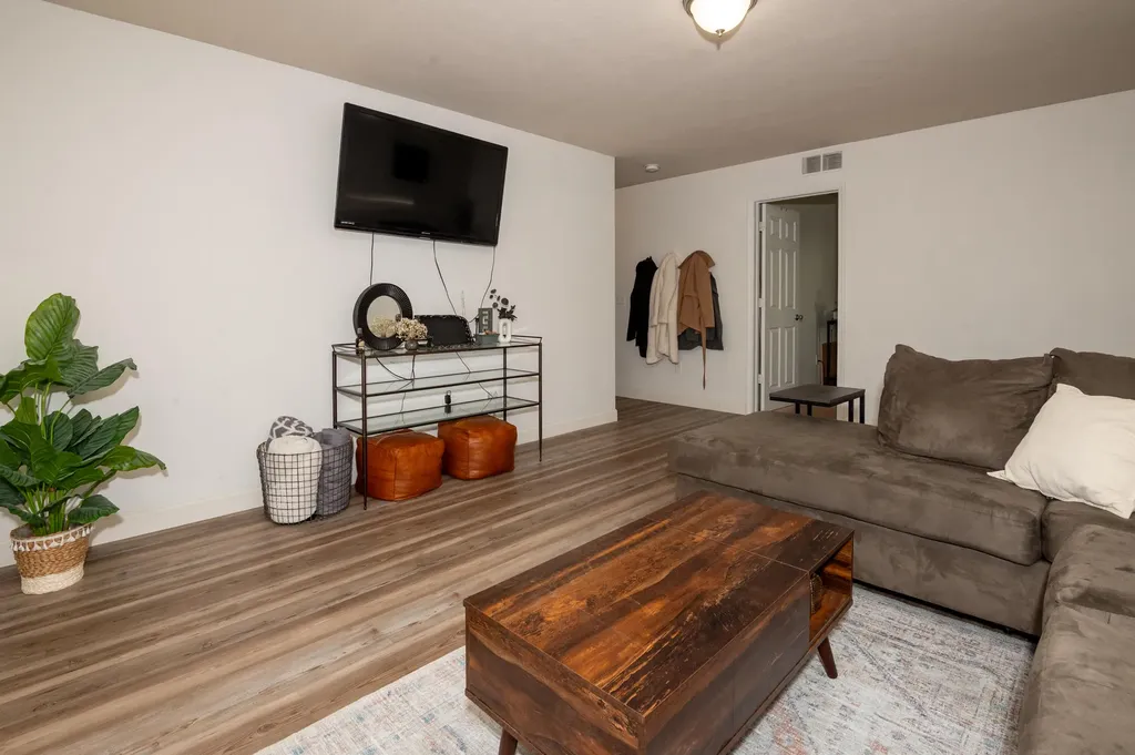 10121 Castle Creek Circle Comstock Charter Township MI 49053