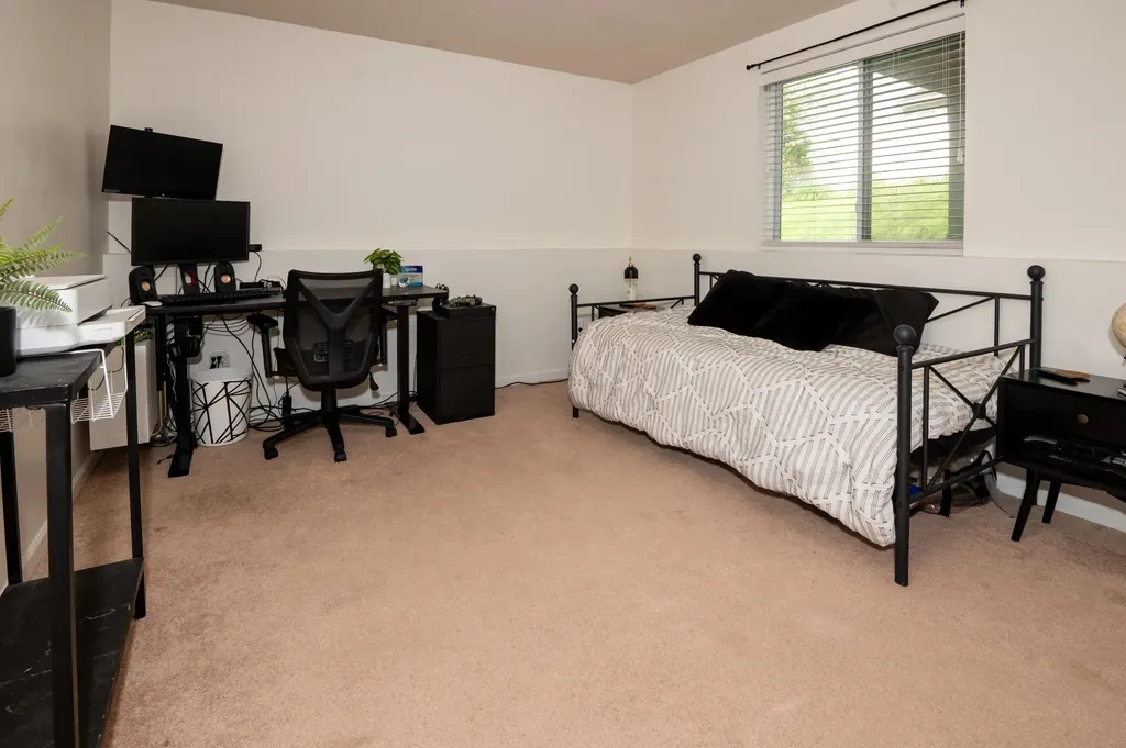 10121 Castle Creek Circle Comstock Charter Township MI 49053