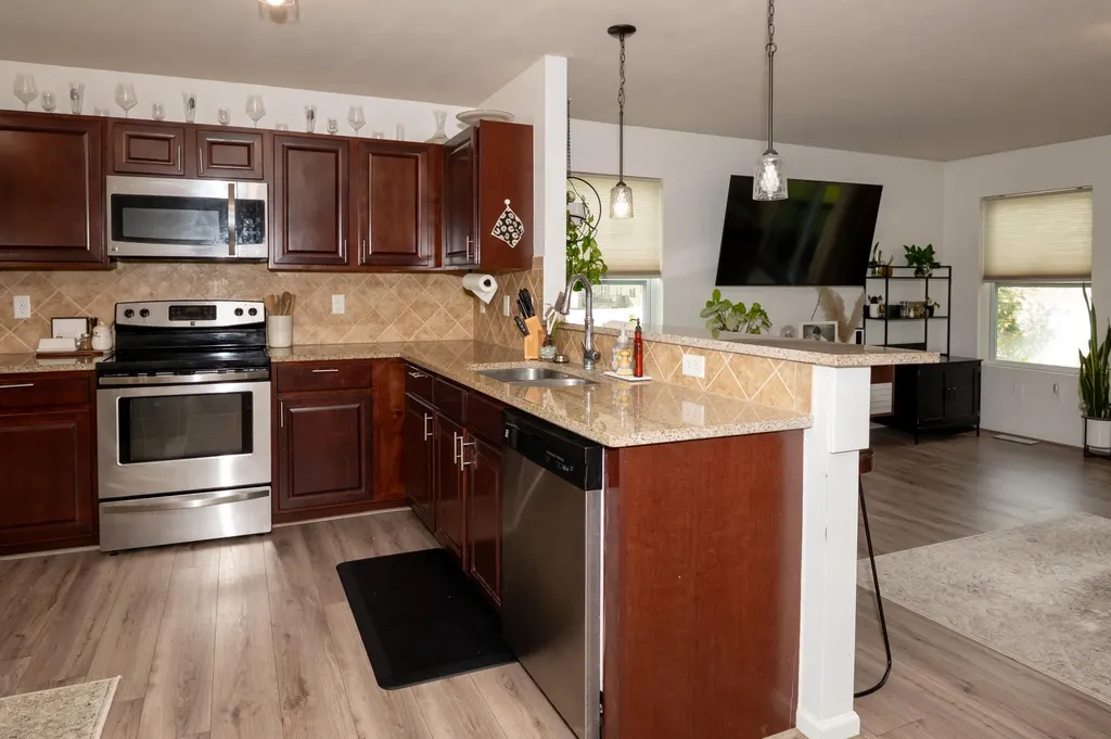 10121 Castle Creek Circle Comstock Charter Township MI 49053