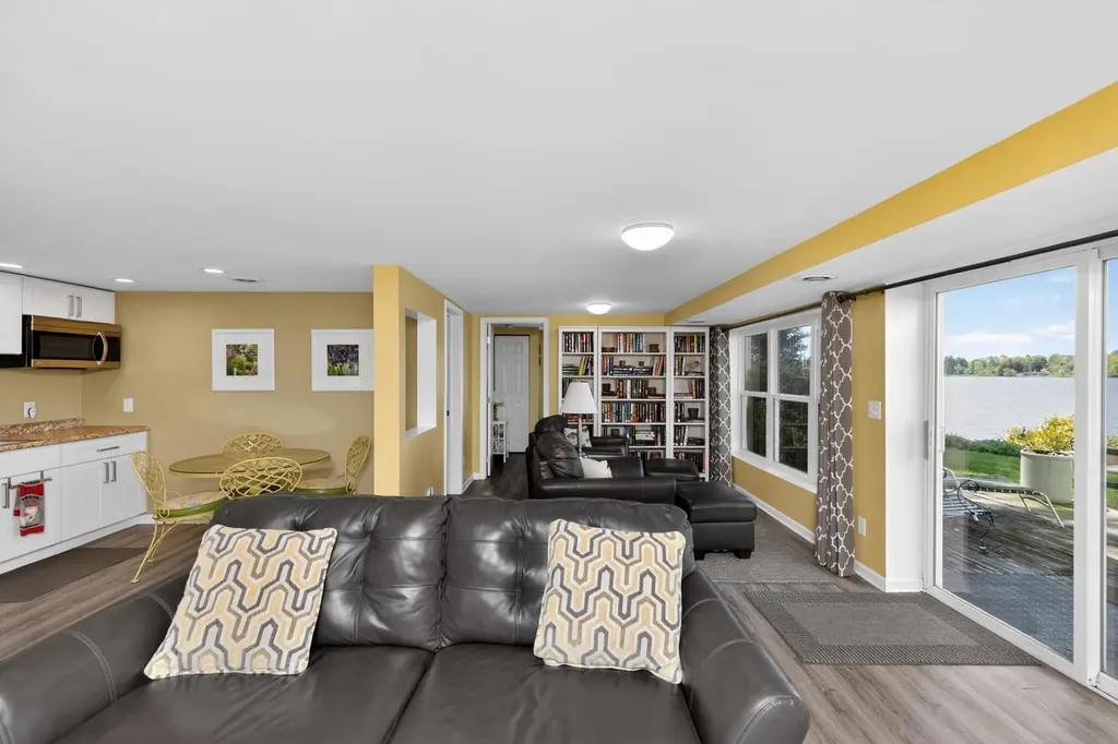 58828 Burr Oak Road Colon Township MI 49040