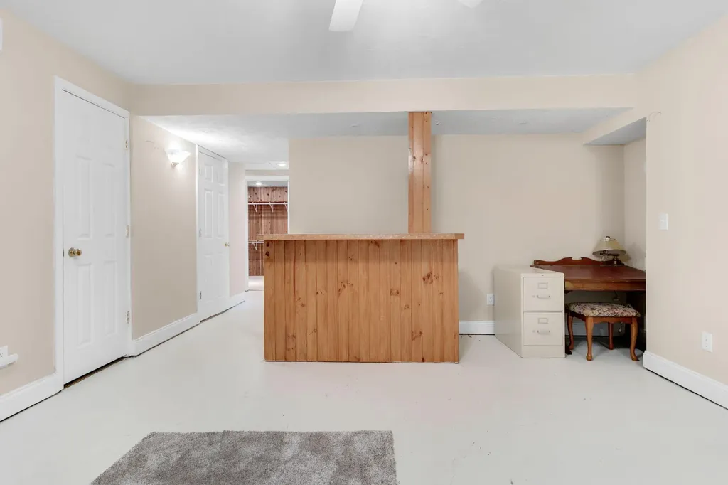 23099 S Shore Drive Ontwa Township MI 49112