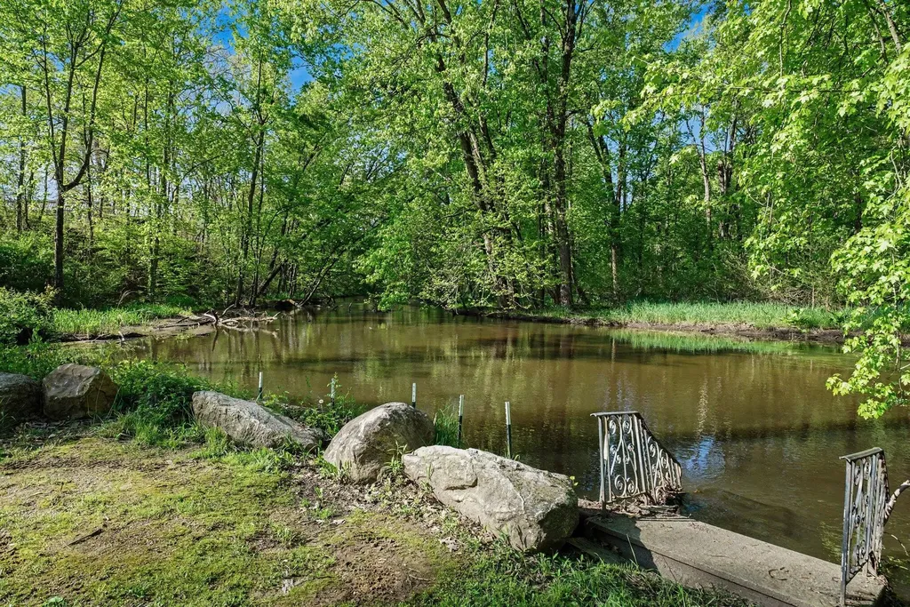 53649 Flatbush Road Flowerfield Township MI 49067