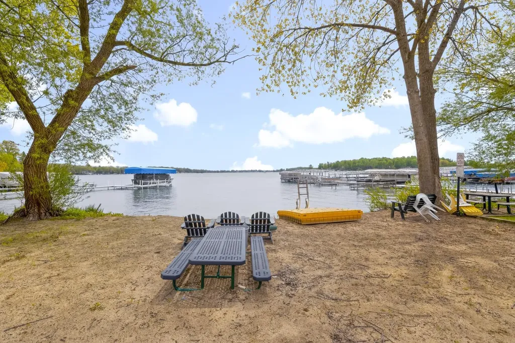 61258 Quinnesec Road Penn Township MI 49031