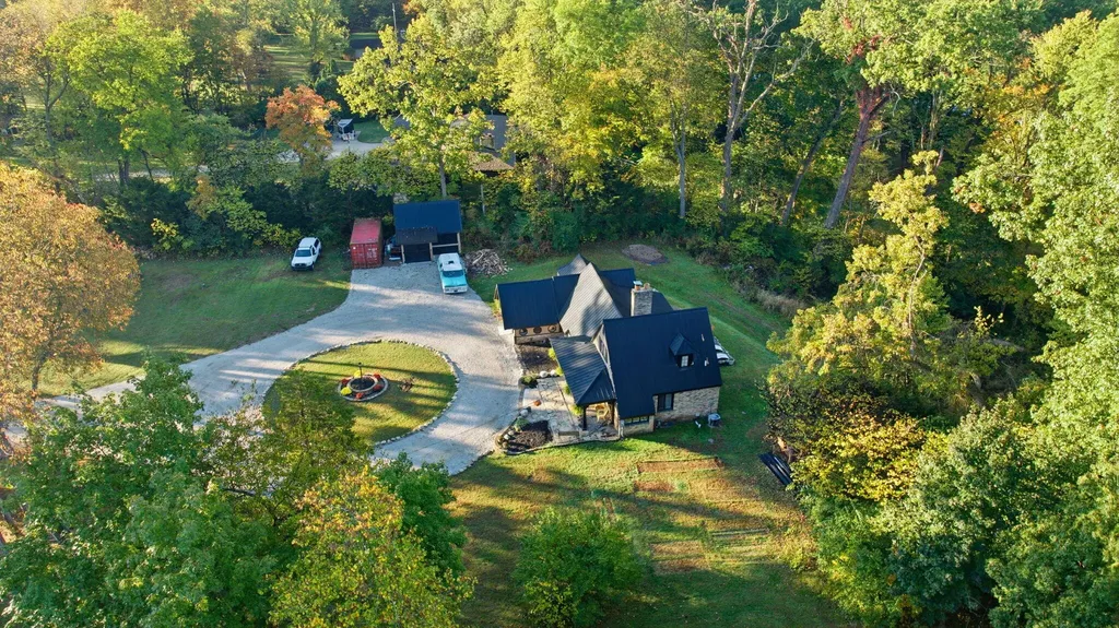 1614 Cedar Point Drive Niles Township MI 49120