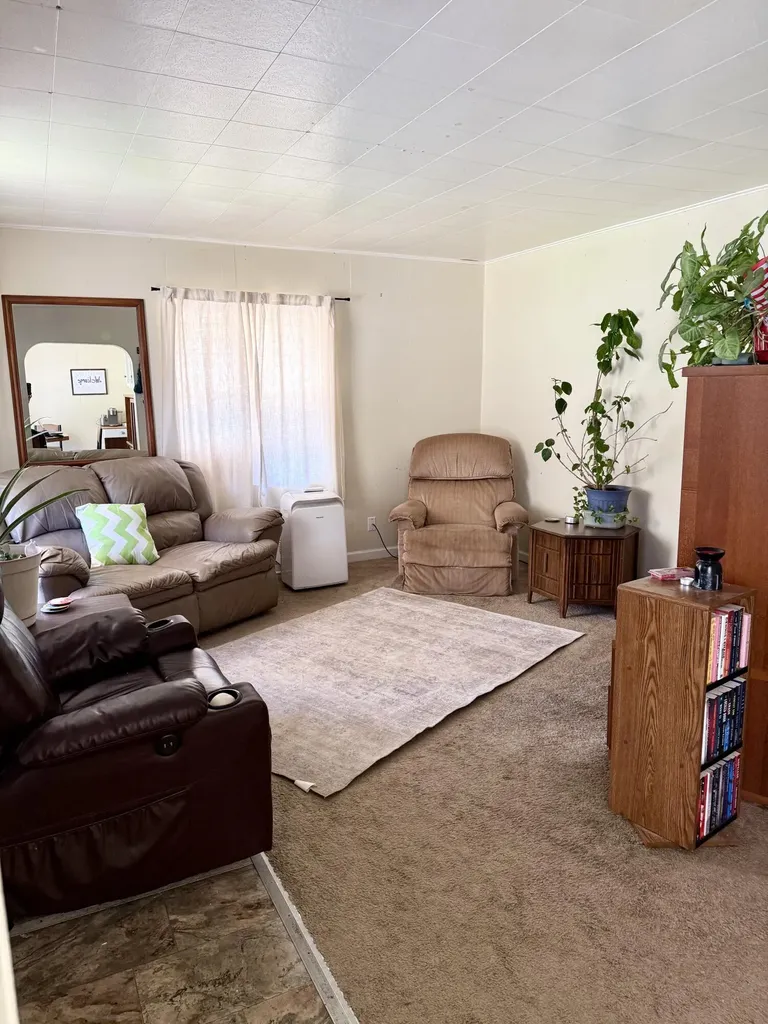 616 W High Street Bangor City MI 49013