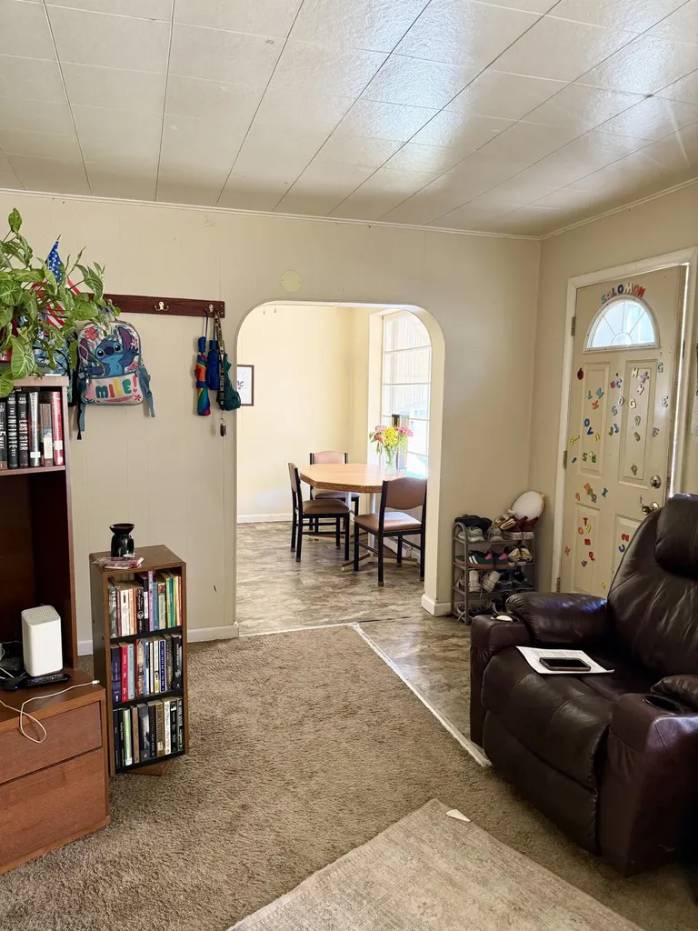 616 W High Street Bangor City MI 49013