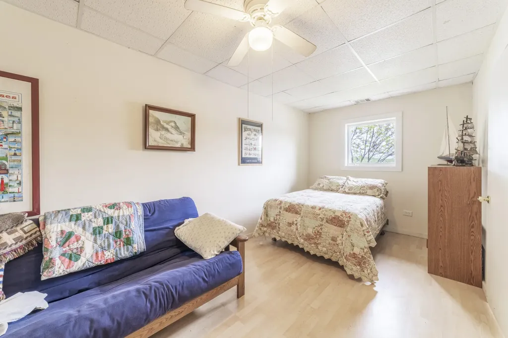 15657 Lakeview Drive Buchanan Township MI 49107