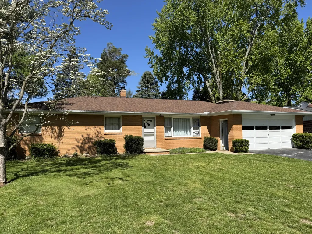 5634 W Hiawatha Lane Lincoln Charter Township MI 49127