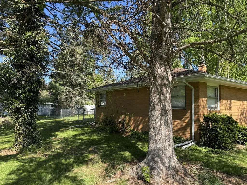 5634 W Hiawatha Lane Lincoln Charter Township MI 49127