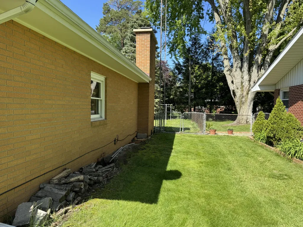 5634 W Hiawatha Lane Lincoln Charter Township MI 49127