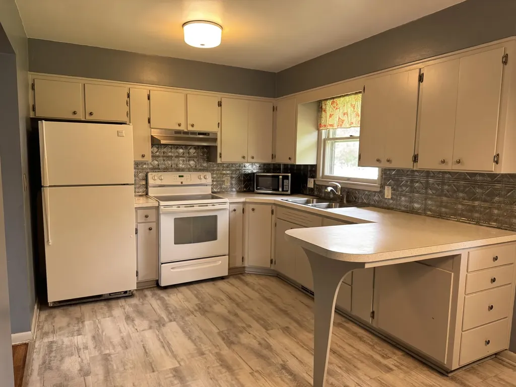 5634 W Hiawatha Lane Lincoln Charter Township MI 49127
