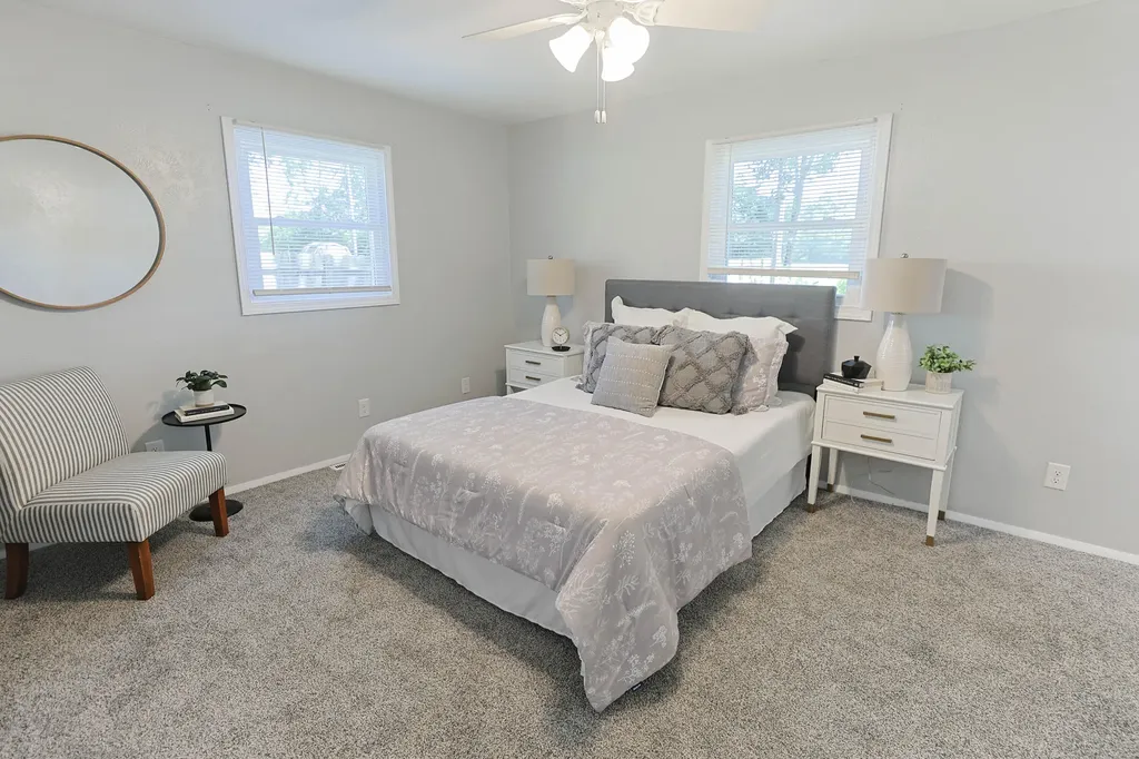 827 E Park Drive Howard Township MI 49120