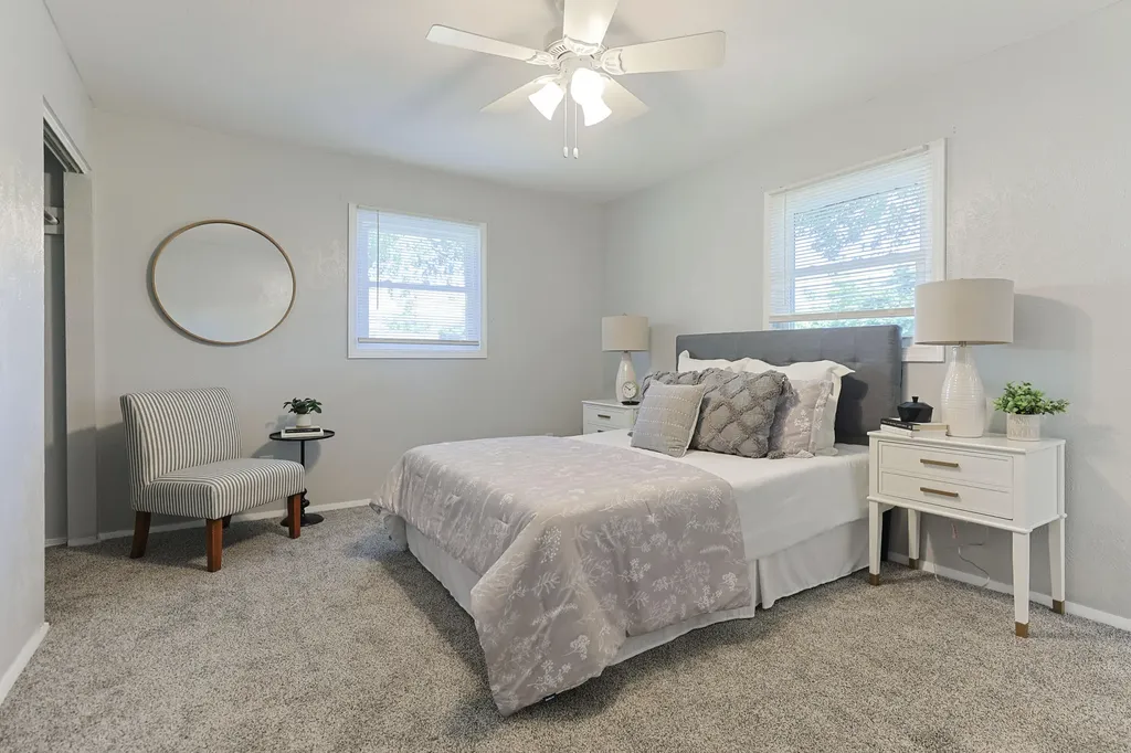 827 E Park Drive Howard Township MI 49120