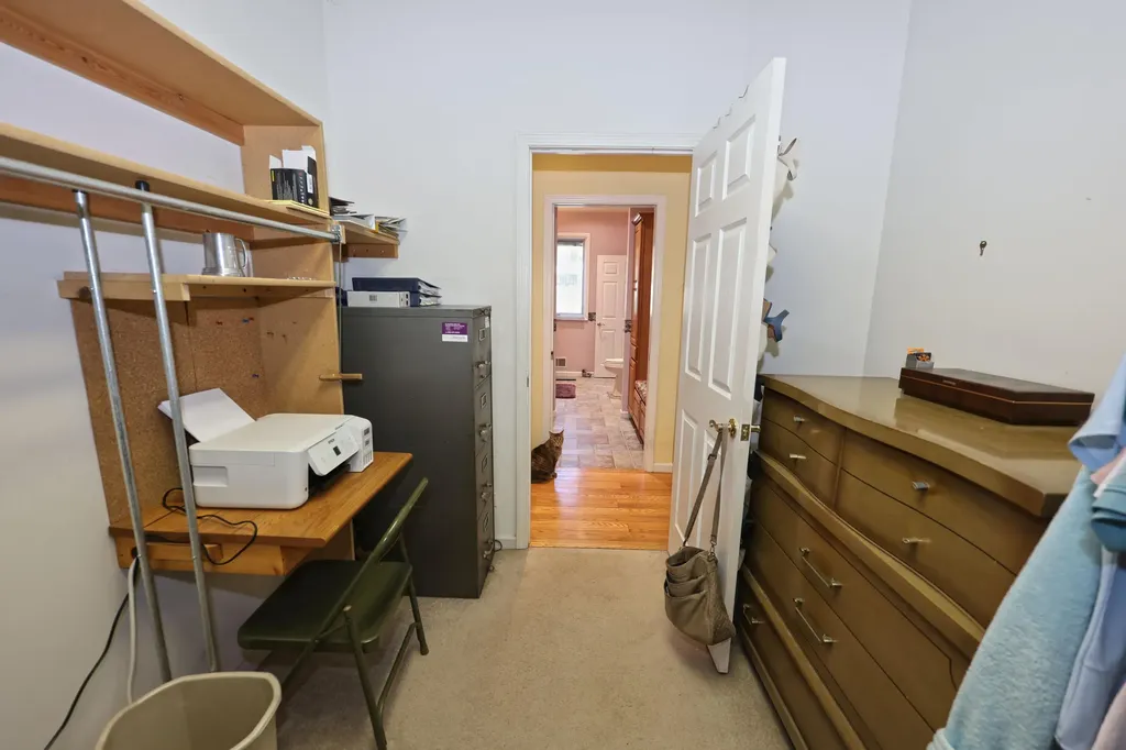 31886 W Lakeshore Drive Silver Creek Township MI 49047