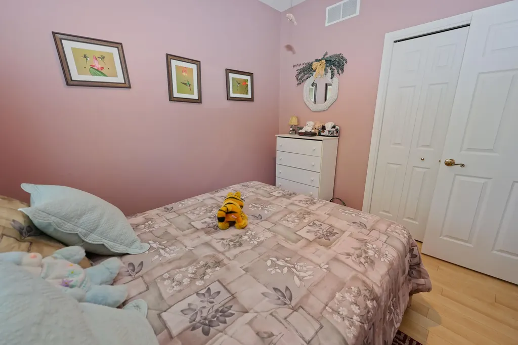 31886 W Lakeshore Drive Silver Creek Township MI 49047