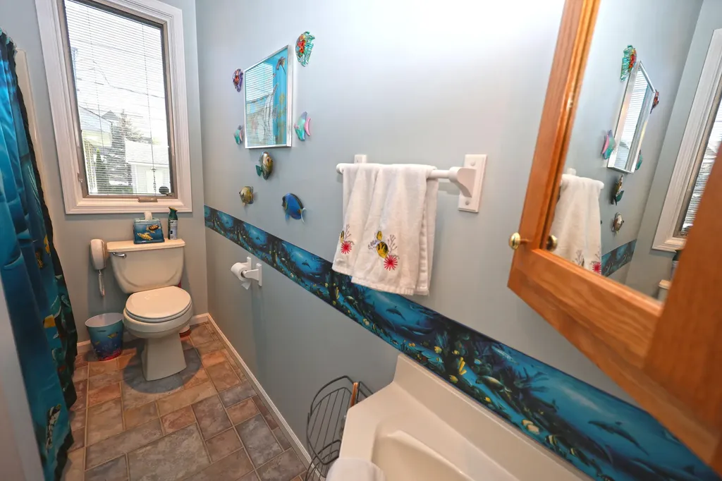 31886 W Lakeshore Drive Silver Creek Township MI 49047