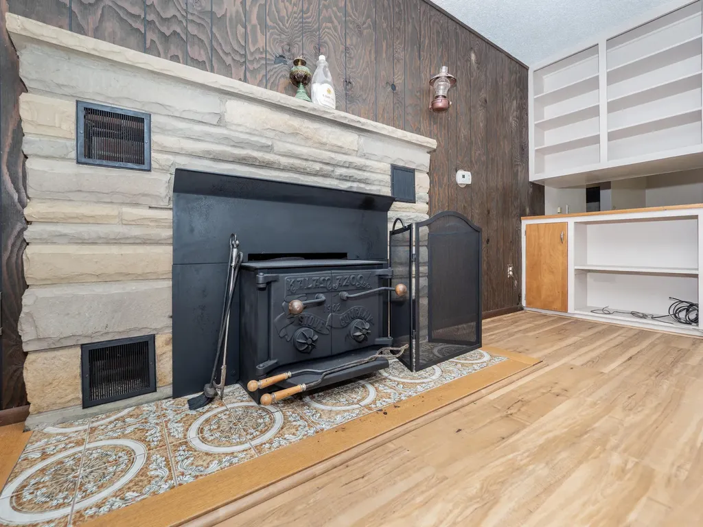 59021 County Road 215 Lawrence Township MI 49064
