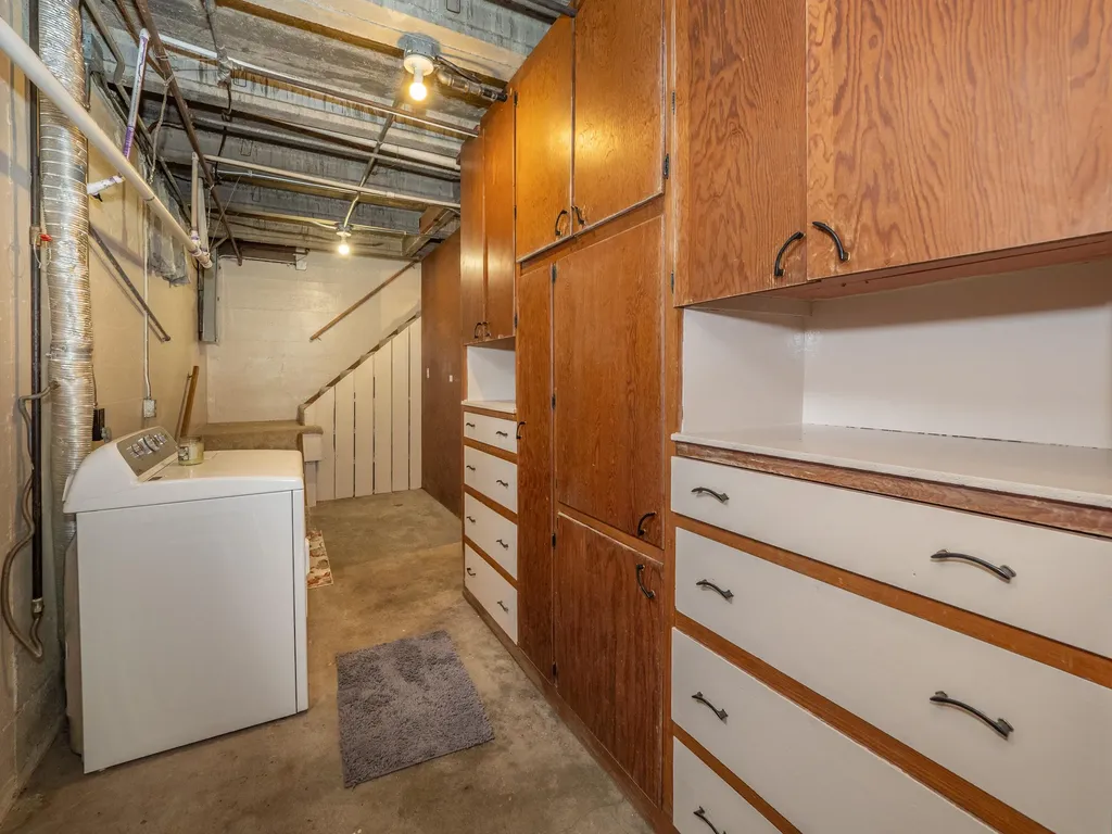 59021 County Road 215 Lawrence Township MI 49064