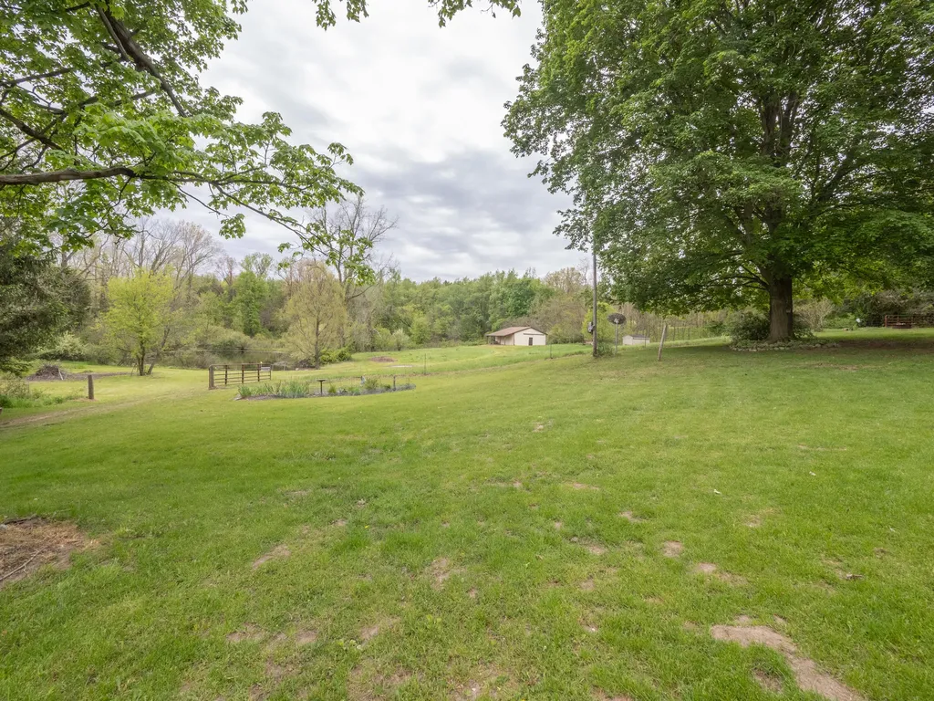 59021 County Road 215 Lawrence Township MI 49064