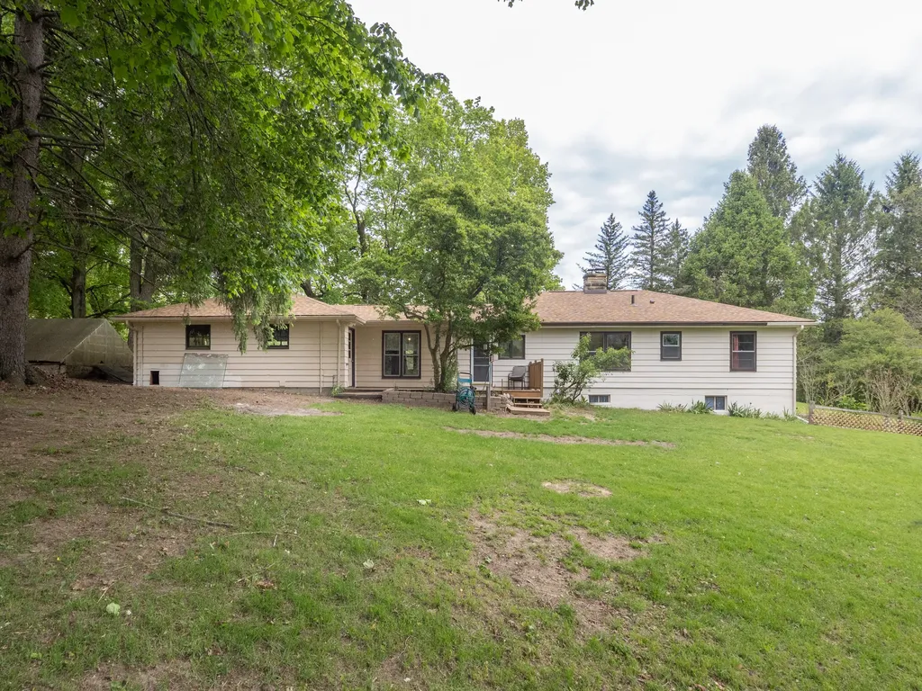 59021 County Road 215 Lawrence Township MI 49064