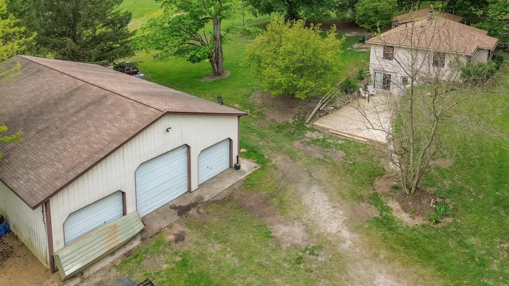 59021 County Road 215 Lawrence Township MI 49064