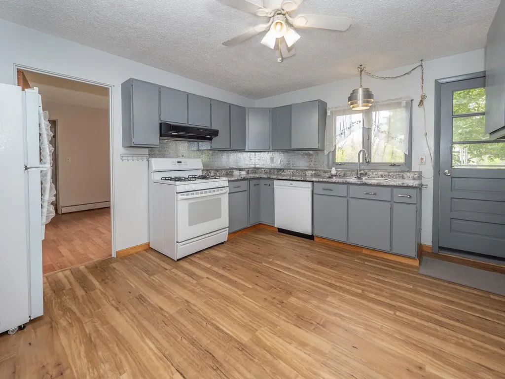 59021 County Road 215 Lawrence Township MI 49064