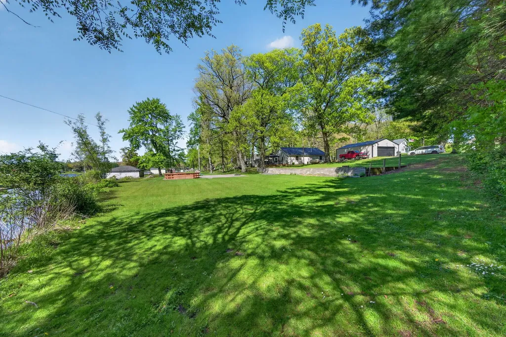 61486 Donald Roadway W Penn Township MI 49095