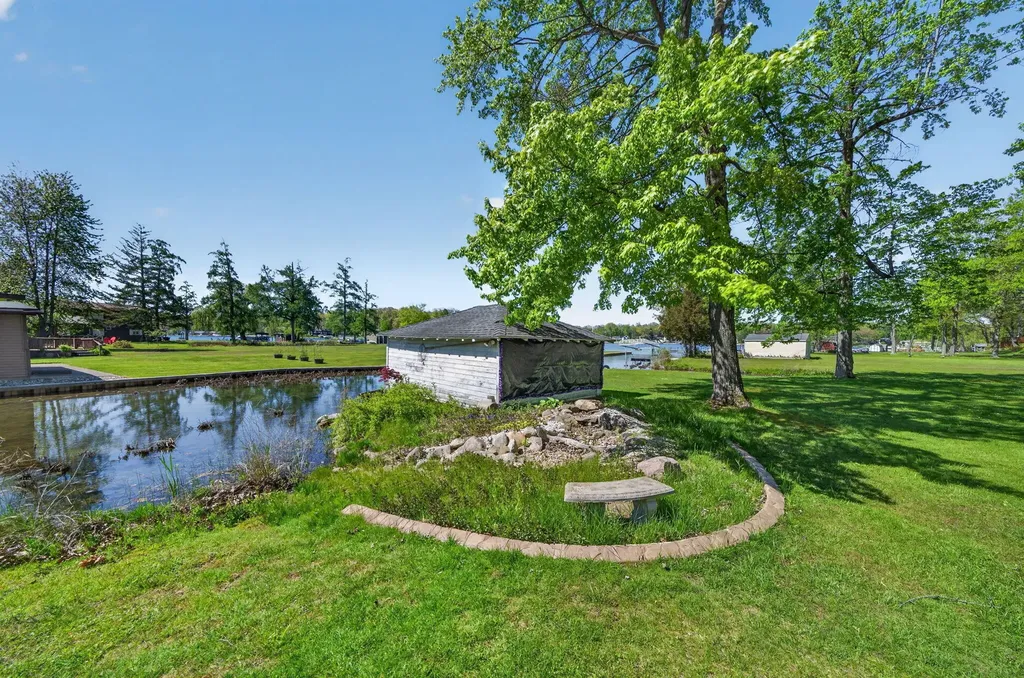 61486 Donald Roadway W Penn Township MI 49095