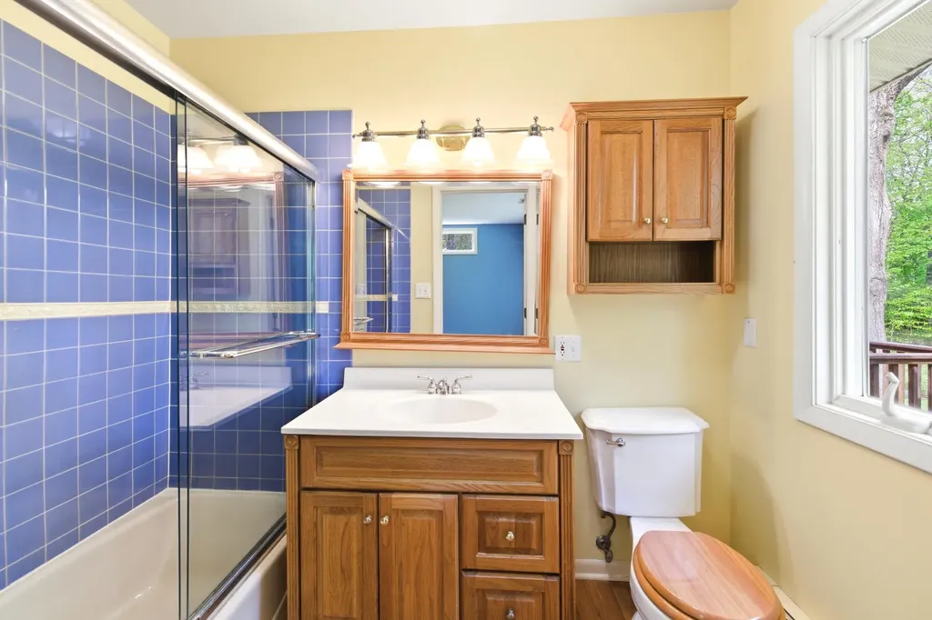 13970 Hollywood Boulevard Chikaming Township MI 49115