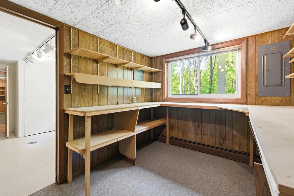 13970 Hollywood Boulevard Chikaming Township MI 49115