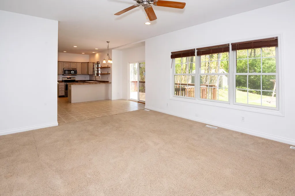 1401 Whispering Trail Benton Charter Township MI 49022
