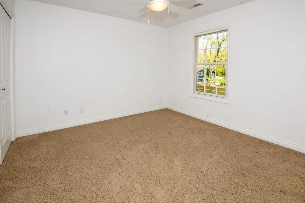1401 Whispering Trail Benton Charter Township MI 49022