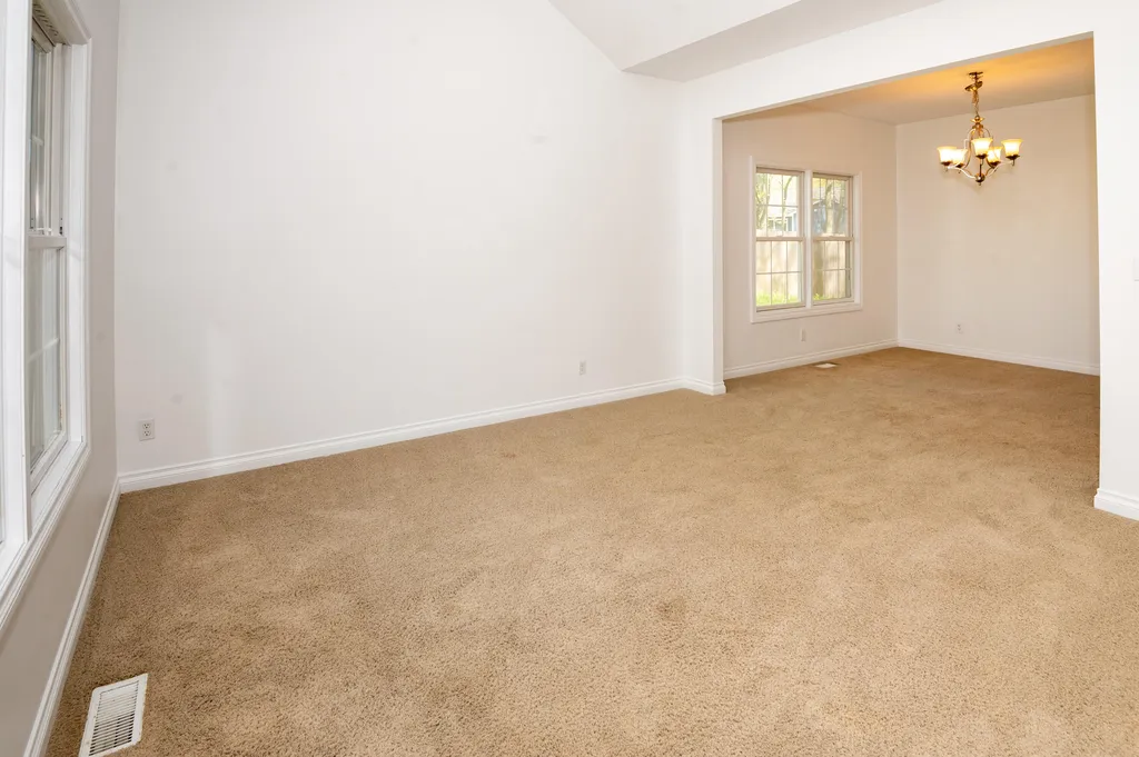 1401 Whispering Trail Benton Charter Township MI 49022