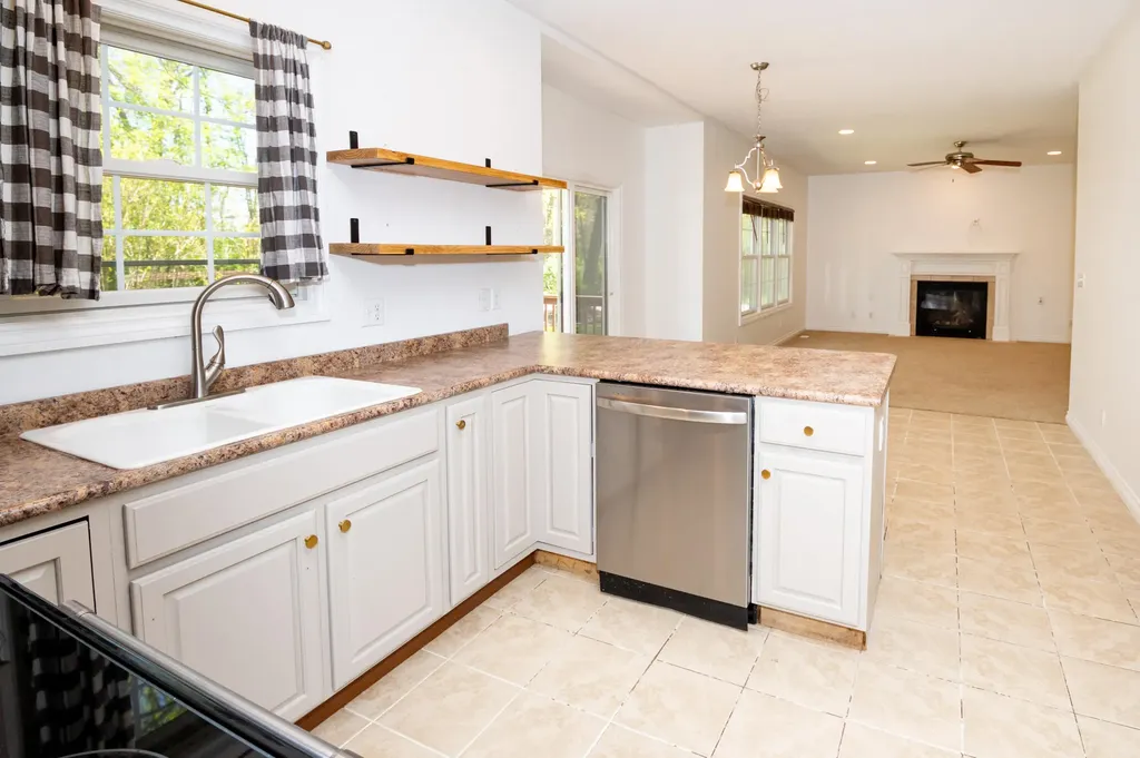 1401 Whispering Trail Benton Charter Township MI 49022