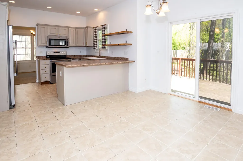 1401 Whispering Trail Benton Charter Township MI 49022
