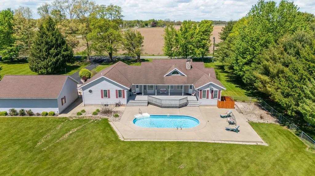 3740 Buffalo Road Bertrand Township MI 49120